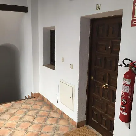 In Elvira Street With Wifi Apartment